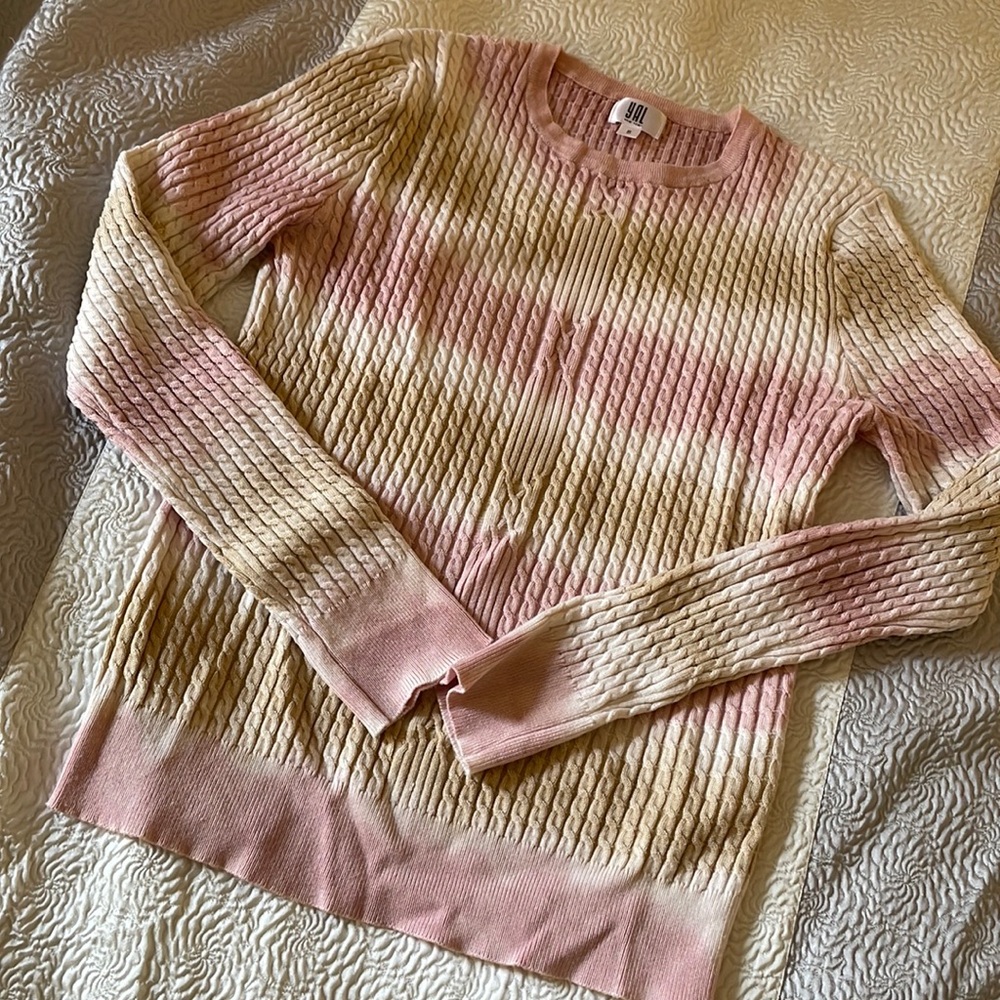 Beautiful Women’s Sweater